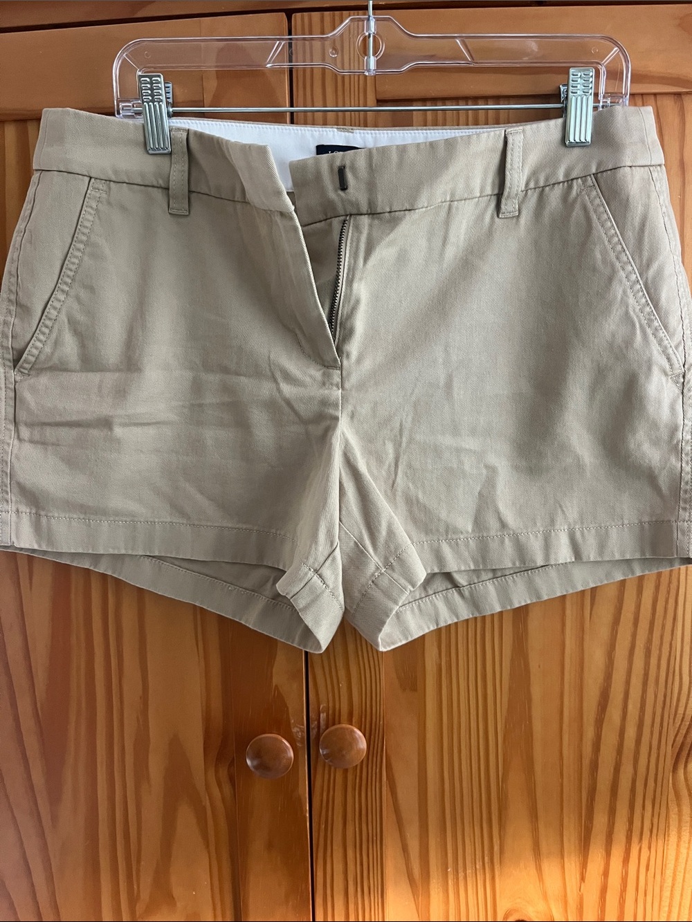 J Crew 3 1/2 inch Classic  Cotton Chino Women's Shorts - Khaki